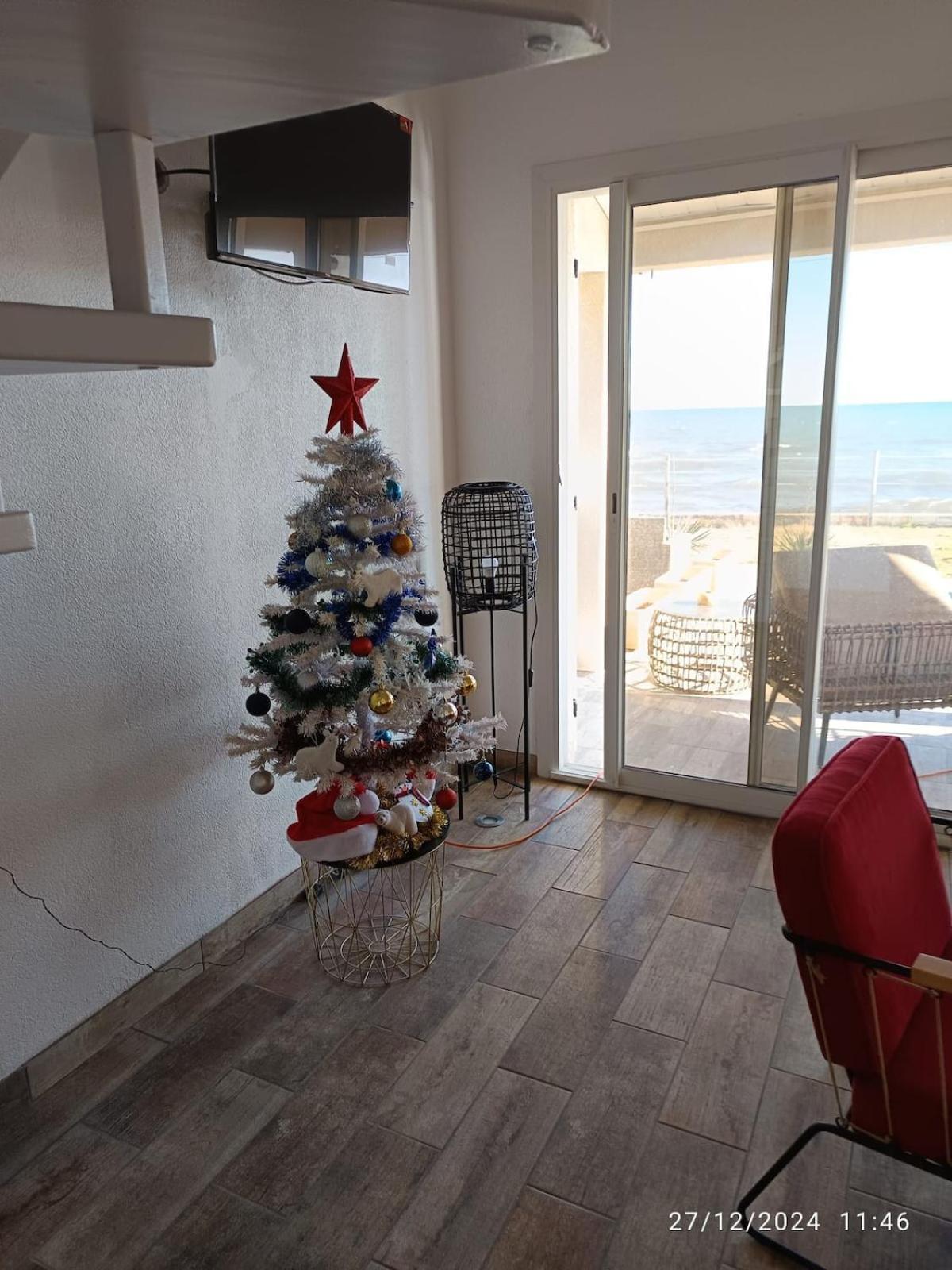 Bord de mer, pieds dans l'eau, vue panoramique Villa San-Nicolao Eksteriør bilde